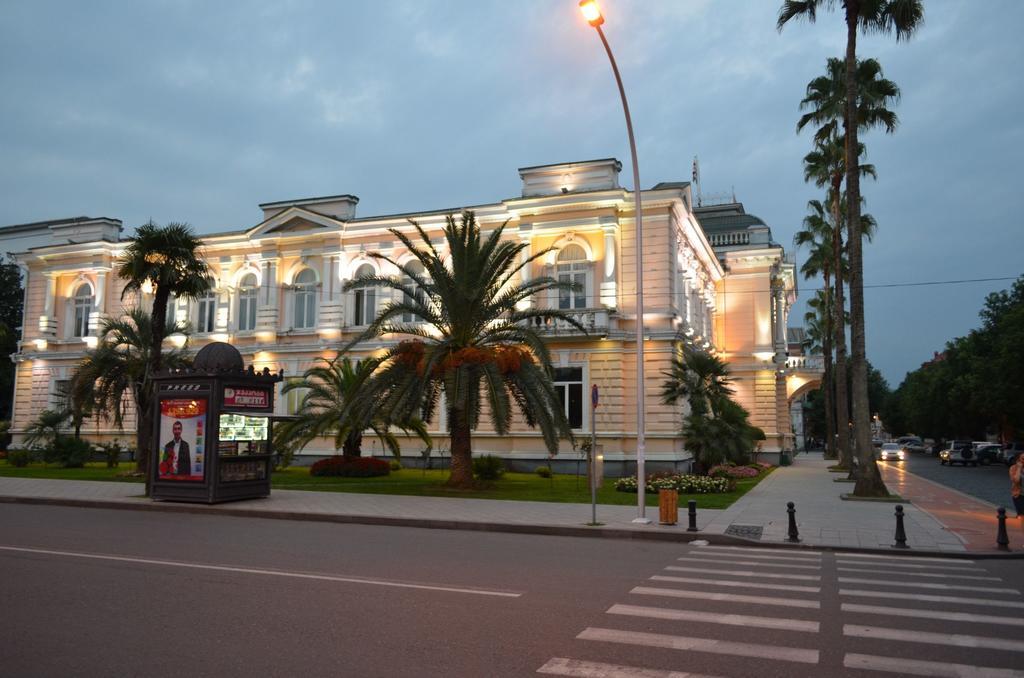 באטומי Mariamo'S Apartments מראה חיצוני תמונה